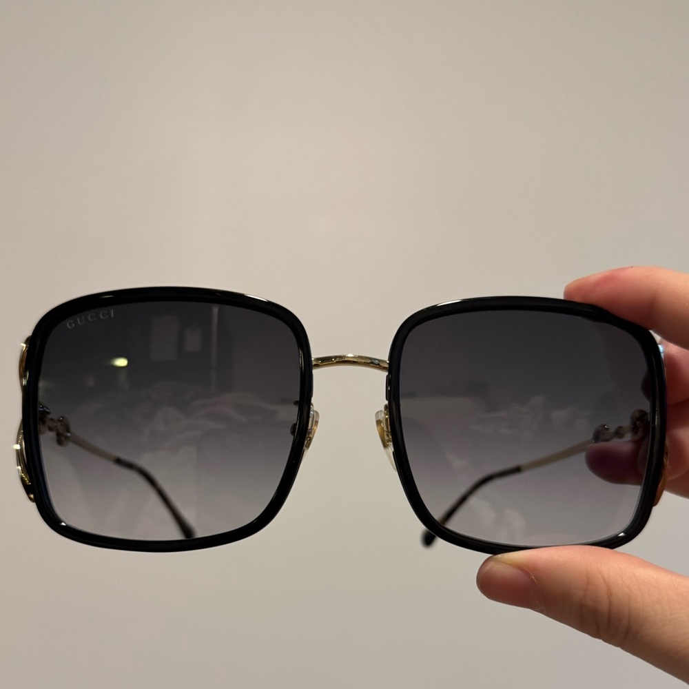 Gucci Black Sunglasses with Gold Accents - Picture 8 of 9